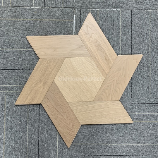 YXX25 Oak Hexagon